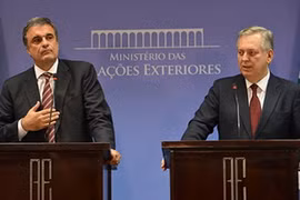 Các bộ trưởng tư pháp và ngoại giao của Brazil họp báo sau khi có tin Tổng thống Rousseff cũng bị Mỹ do thám. (Ảnh: Agencia Brasil)