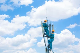 Viettel đã chính thức trở thành nhà mạng đầu tiên được Bộ Thông tin và Truyền thông cấp phép thử nghiệm tần số mới 2.600MHz. (Ảnh: Viettel)