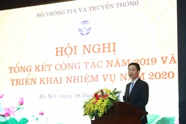Bộ trưởng Nguyễn Mạnh Hùng phát biểu tại Hội nghị Tổng kết công tác năm 2019 và triển khai phương hướng, nhiệm vụ công tác năm 2020. (Ảnh: PV/Vietnam+)