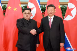 Nhà lãnh đạo Triều Tiên Kim Jong-un và Chủ tịch Trung Quốc Tập Cận Bình. (Nguồn: nationalinterest.org)
