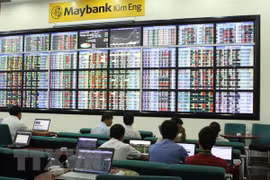Giao dịch chứng khoán tại sàn Maybank KIM ENG (Thành phố Hồ Chí Minh). (Ảnh: Hoàng Hải/TTXVN)
