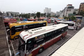 Bến xe Giáp Bát. (Ảnh: Huy Hùng/TTXVN)