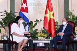 Chủ tịch nước tiếp lãnh đạo các tổ chức hữu nghị Cuba-Việt Nam