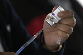 Các nước đang phát triển kêu gọi chấm dứt tích trữ vaccine