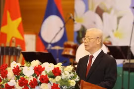 [Photo] Chiêu đãi trọng thể chào mừng Tổng Bí thư, Chủ tịch nước Lào