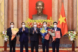 Chủ tịch nước trao Quyết định bổ nhiệm các thành viên Chính phủ
