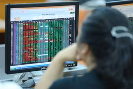 Dòng tiền tiếp tục đổ vào thị trường giúp VN-Index vượt 1.185 điểm