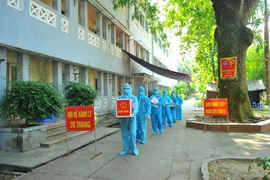 [Photo] Bắc Ninh tổ chức bầu cử sớm tại các khu cách ly tập trung