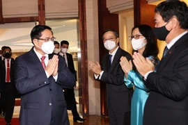 [Photo] Thủ tướng đến Indonesia dự Hội nghị các Nhà Lãnh đạo ASEAN