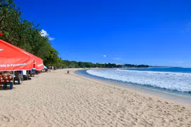 Du lịch Bali hy vọng phục hồi sau khi nới lỏng hạn chế COVID-19