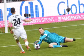 Bundesliga: Bayern mất điểm trên sân nhà, Leipzig thắng hủy diệt