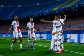 Cận cảnh PSG thắng hủy diệt Barcelona ngay tại Camp Nou