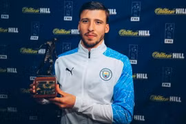 Ruben Dias giành giải Cầu thủ xuất sắc nhất Premier League 2020-21
