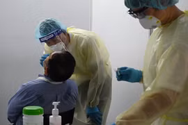 Singapore: 10 trường hợp nghi ngờ bị đông máu sau khi tiêm vaccine