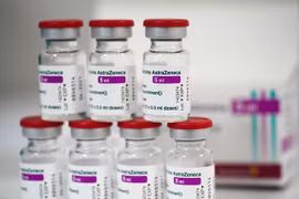 Mua vaccine AZD1222: Được lựa chọn nhà thầu trong trường hợp đặc biệt
