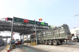 Khẩn trương thu phí không dừng tại trạm thu phí đường Nguyễn Văn Linh