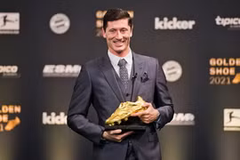 Robert Lewandowski giành danh hiệu Chiếc giày vàng châu Âu 2021