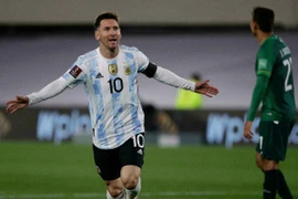 Messi lập hat-trick giúp Argentina chiến thắng. (Nguồn: AFP)