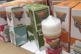 Hà Nội phát hiện và thu giữ gần 14.000 lọ tinh dầu thuốc lá điện tử