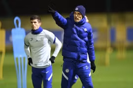 HLV Thomas Tuchel chính thức ngồi vào 'ghế nóng' tại Chelsea
