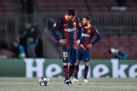 Messi và đồng đội nhận thảm bại ngay trên sân nhà. (Nguồn: Getty Images)