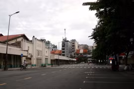 Thành phố Hồ Chí Minh tiếp tục thực hiện giãn cách xã hội 14 ngày. (Ảnh: Thanh Vũ/TTXVN)