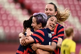 Tuyển Mỹ giành huy chương Đồng bóng đá nữ sau 'cơn mưa bàn thắng'