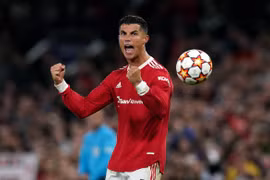 Ronaldo ăn mừng sau khi ghi bàn giúp M.U thắng trận. (Nguồn: Getty Images)