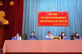 Ứng cử viên đại biểu Quốc hội tiếp xúc cử tri tại Tây Ninh