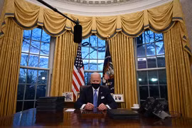 Nhiều thách thức chờ đợi ông Joe Biden phía trước. (Ảnh: AFP/TTXVN)