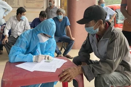 Ghi nhận các ca mắc COVID-19 tại Bình Định, Nam Định và Vĩnh Long