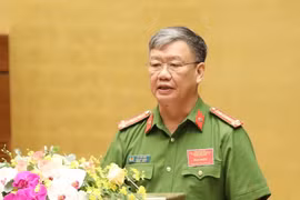 Lập nhiều chiến công, thực hiện tốt 6 điều Bác Hồ dạy Công an nhân dân
