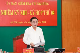 Ủy viên Bộ Chính trị, Bí thư Trung ương Đảng, Trưởng Ban Kiểm tra Trung ương Trần Cẩm Tú chủ trì kỳ họp. (Ảnh: Phương Hoa/TTXVN)