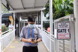 Một địa điểm tổ chức bầu cử tại Singapore. (Ảnh: Lê Dương/TTXVN)