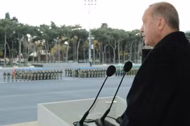 Thổ Nhĩ Kỳ-Iran căng thẳng vì bài thơ ông Erdogan đọc tại Azerbaijan