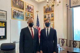 Bộ trưởng Quốc phòng Mỹ Mark Esper tiếp người đồng cấp Israel Benny Gantz tại Lầu Năm Góc. (Nguồn: Bộ Quốc phòng Israel)