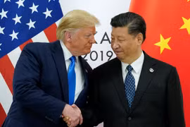 Tổng thống Mỹ Donald Trump và Chủ tịch Trung Quốc Tập Cận Bình tại cuộc gặp song phương bên lề Hội nghị thượng đỉnh G20 ở Osaka, Nhật Bản. (Nguồn: Reuters)