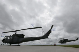 Sau khi bị bắn, chiếc trực thăng UH-1N đã hạ cánh an toàn tại sân bay. (Nguồn: washingtontimes.com)