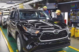 Công nhân tại một nhà máy của Toyota ở Indiana, Mỹ. (Nguồn: Toyota)