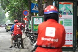 Nhọc nhằn cuộc sống "shipper" trong những ngày giãn cách xã hội