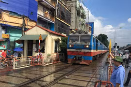 ngành đường sắt hiện có nhiều đầu máy cũ kỹ, lạc hậu. (Ảnh: Việt Hùng/Vietnam+)