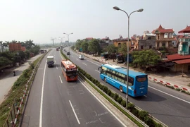 Đường cao tốc Bắc-Nam phía Đông giai đoạn 2017 - 2020 sẽ được lựa chọn các đoạn ưu tiên làm trước 654km. (Ảnh: Huy Hùng/TTXVN)