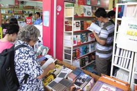 Sách về Sài Gòn đứng đầu top 5 ấn phẩm bán chạy trong tháng Tư