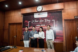 FPT trao học bổng cho ứng viên năm 2018. (Ảnh: PV/Vietnam+)