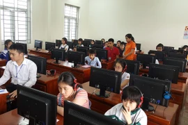 Học sinh dự thi Violympic năm học 2018-2019. (Ảnh: PV/Vietnam+)