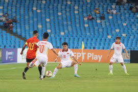 U23 Việt Nam thi đấu quả cảm để giành vé vào chung kết U23 Đông Nam Á 2022. (Ảnh: VFF)