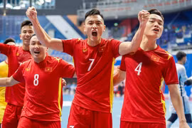 Tuyển futsal Việt Nam đã thắng Hàn Quốc và Saudi Arabia để nắm ưu thế rất lớn giành vé vào tứ kết. (Ảnh: VFF) 