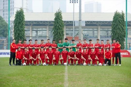 U17 Việt Nam dưới sự dẫn dắt của huấn luyện viên Hoàng Anh Tuấn.