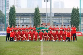 U17 Việt Nam dưới sự dẫn dắt của huấn luyện viên Hoàng Anh Tuấn.