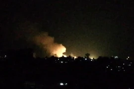 Sân bay Damascus của Syria tạm dừng hoạt động sau loạt vụ không kích